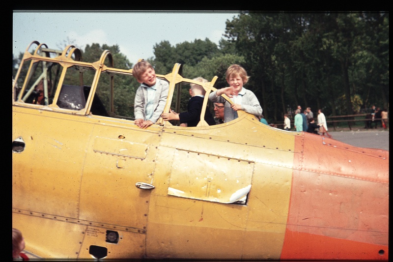 04.Avifauna jul 1969 Brigitte,Marion,Peter.JPG